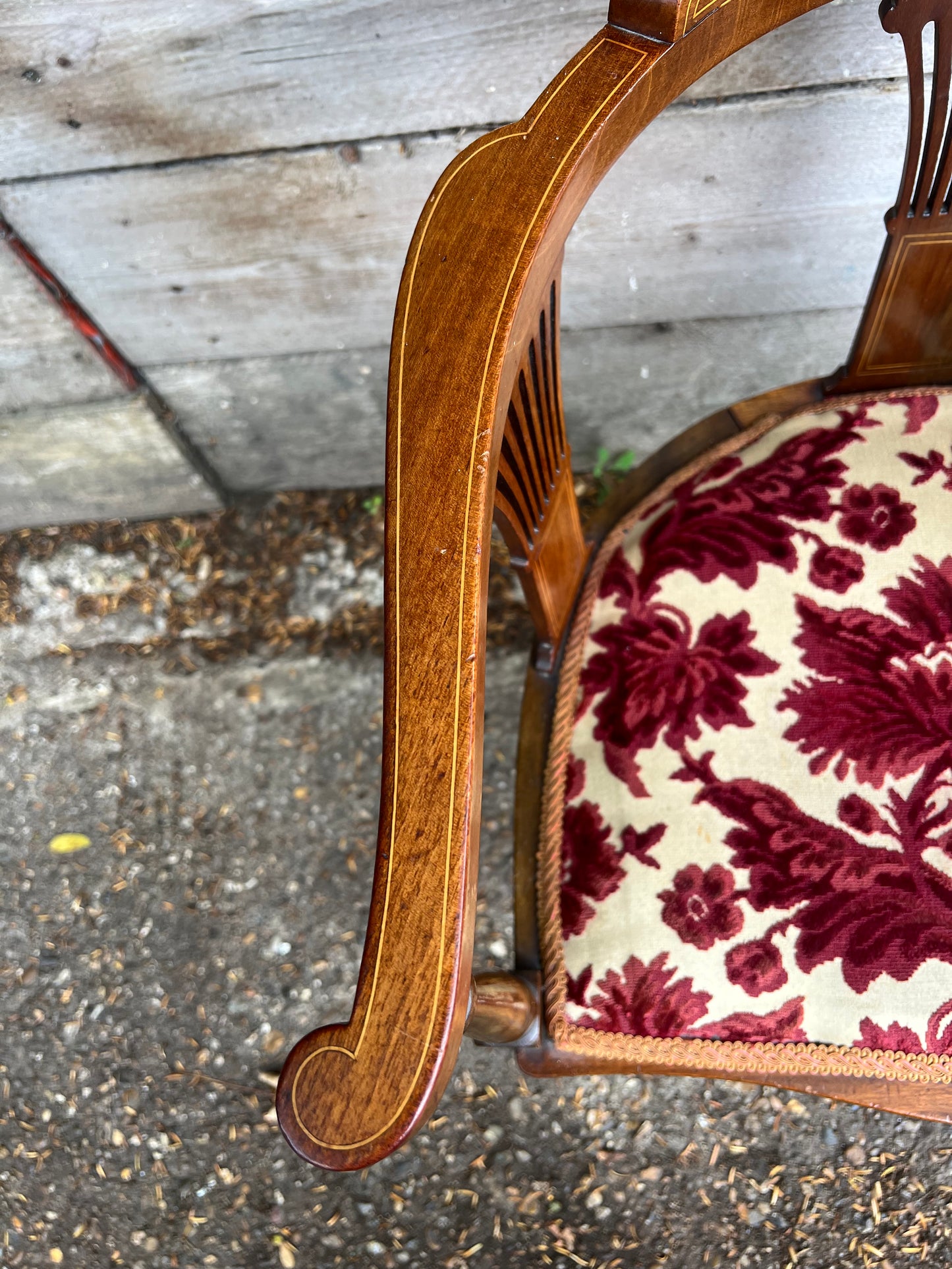 Edwardian Mahogany Inlaid Rounded Back Chair