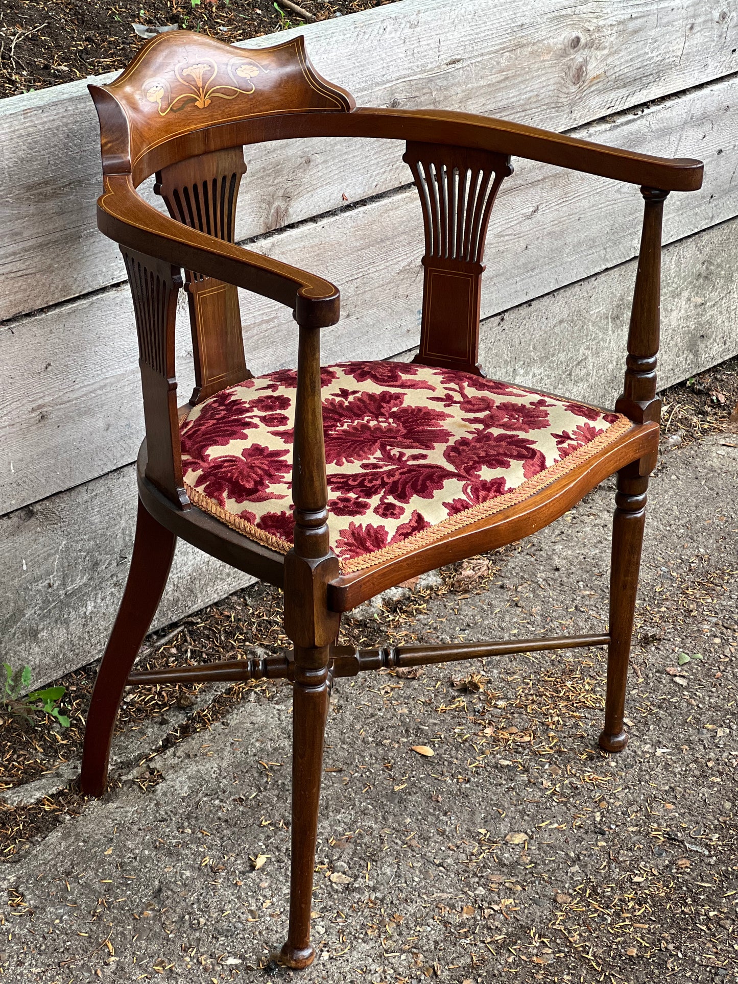 Edwardian Mahogany Inlaid Rounded Back Chair