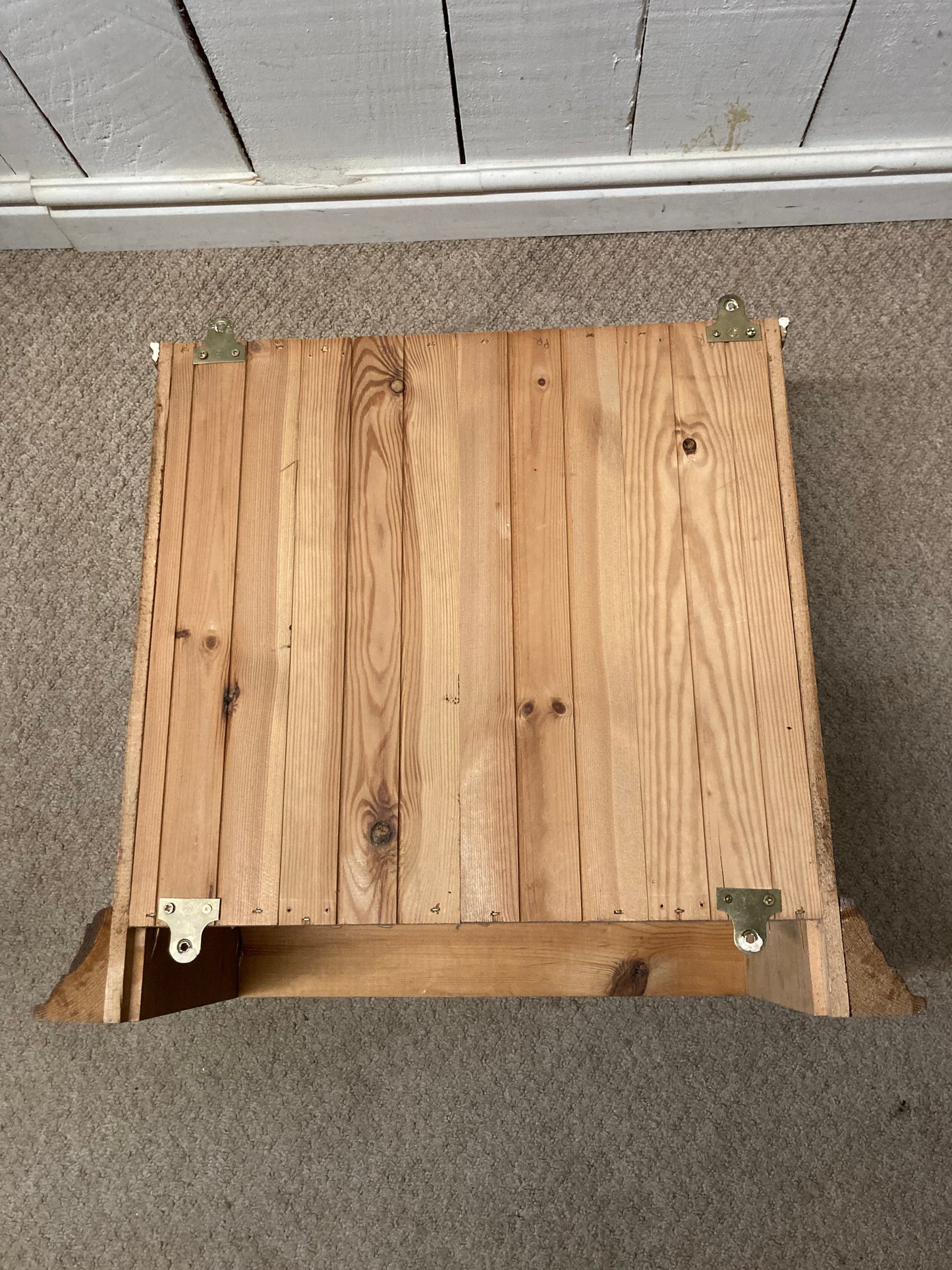 Pine Wall Hanging Plate Rack