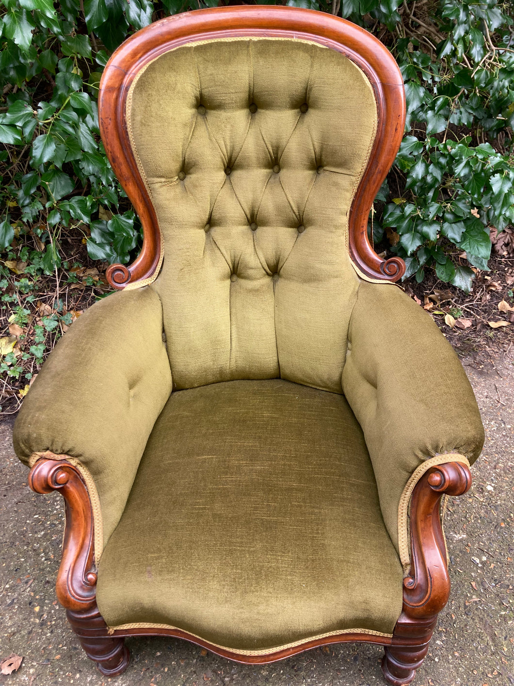 Victorian Carved Mahogany Framed Button Back Armchair
