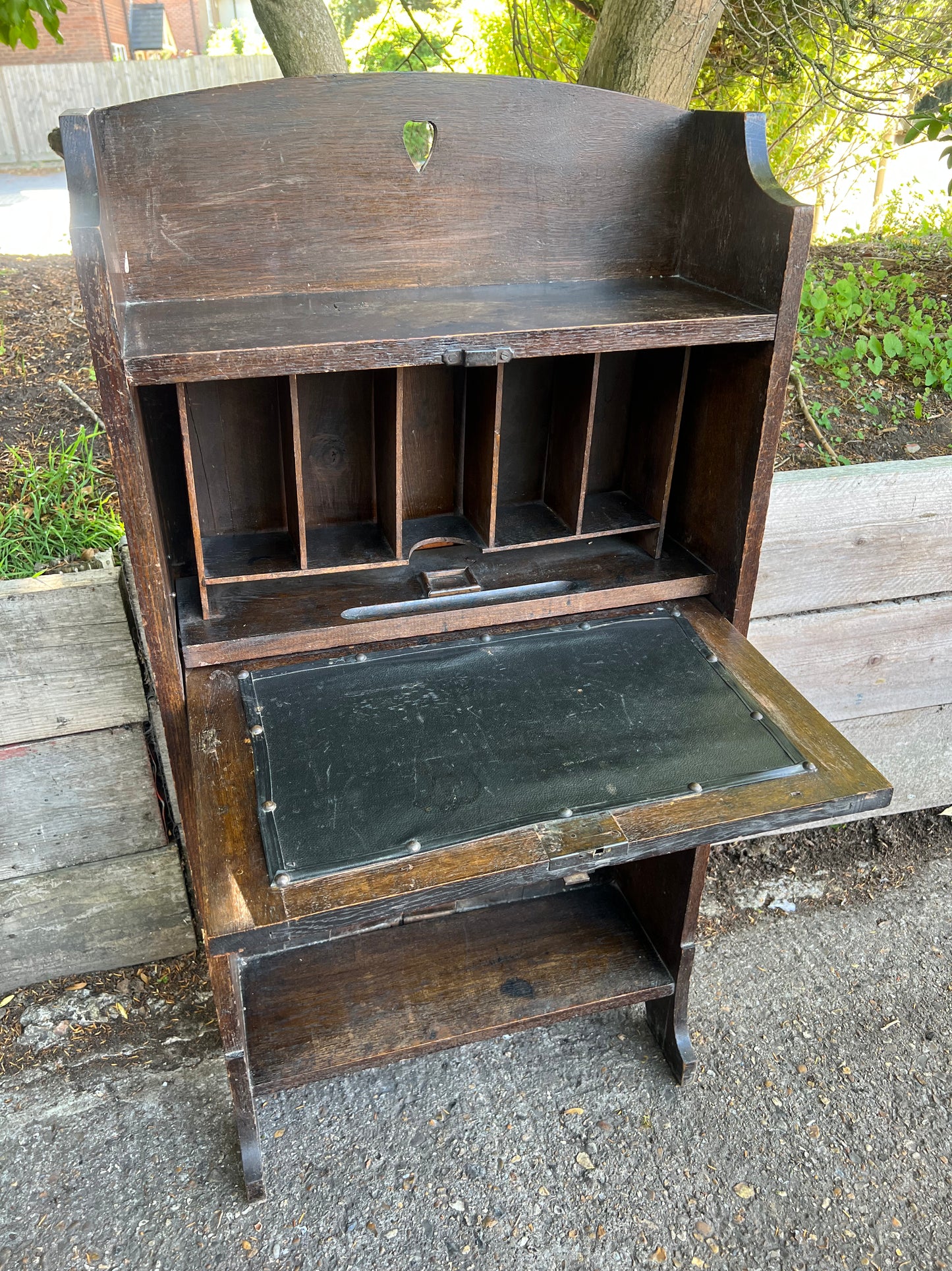 Arts And Crafts Student Bureau/Bookcase Bureau