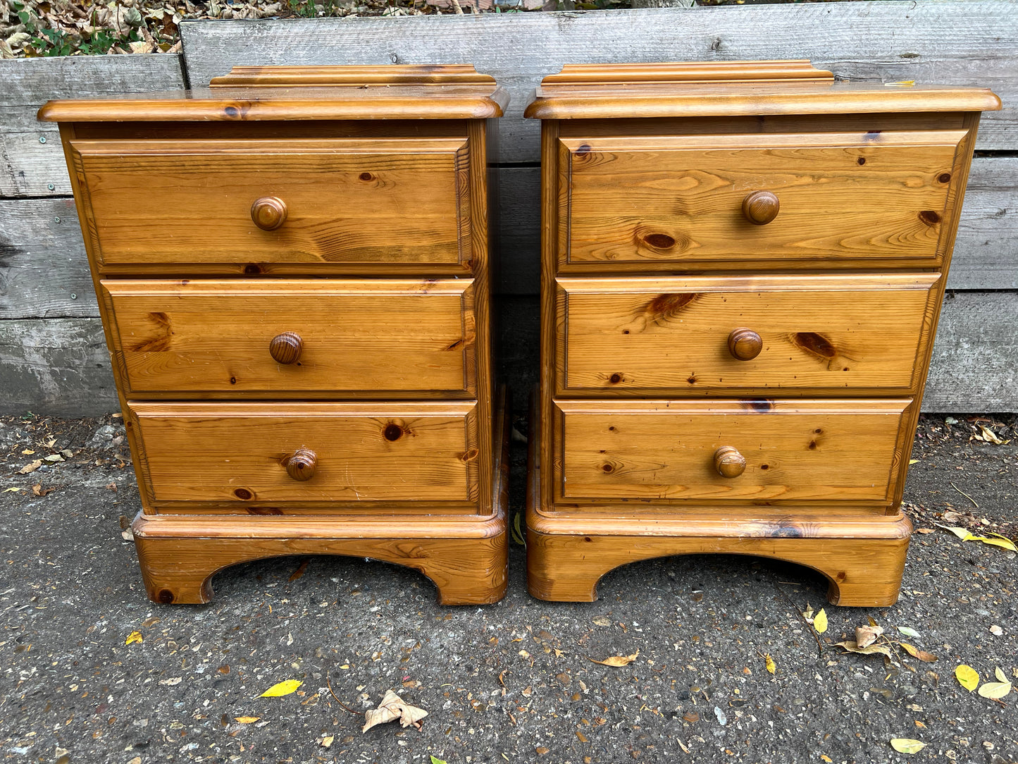 Pair Ducal Pine Bedside Tables