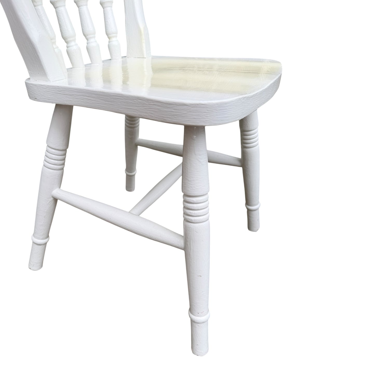 Contemporary Farmhouse Painted Wooden Dining Chair – White Spindle Back Kitchen Chair