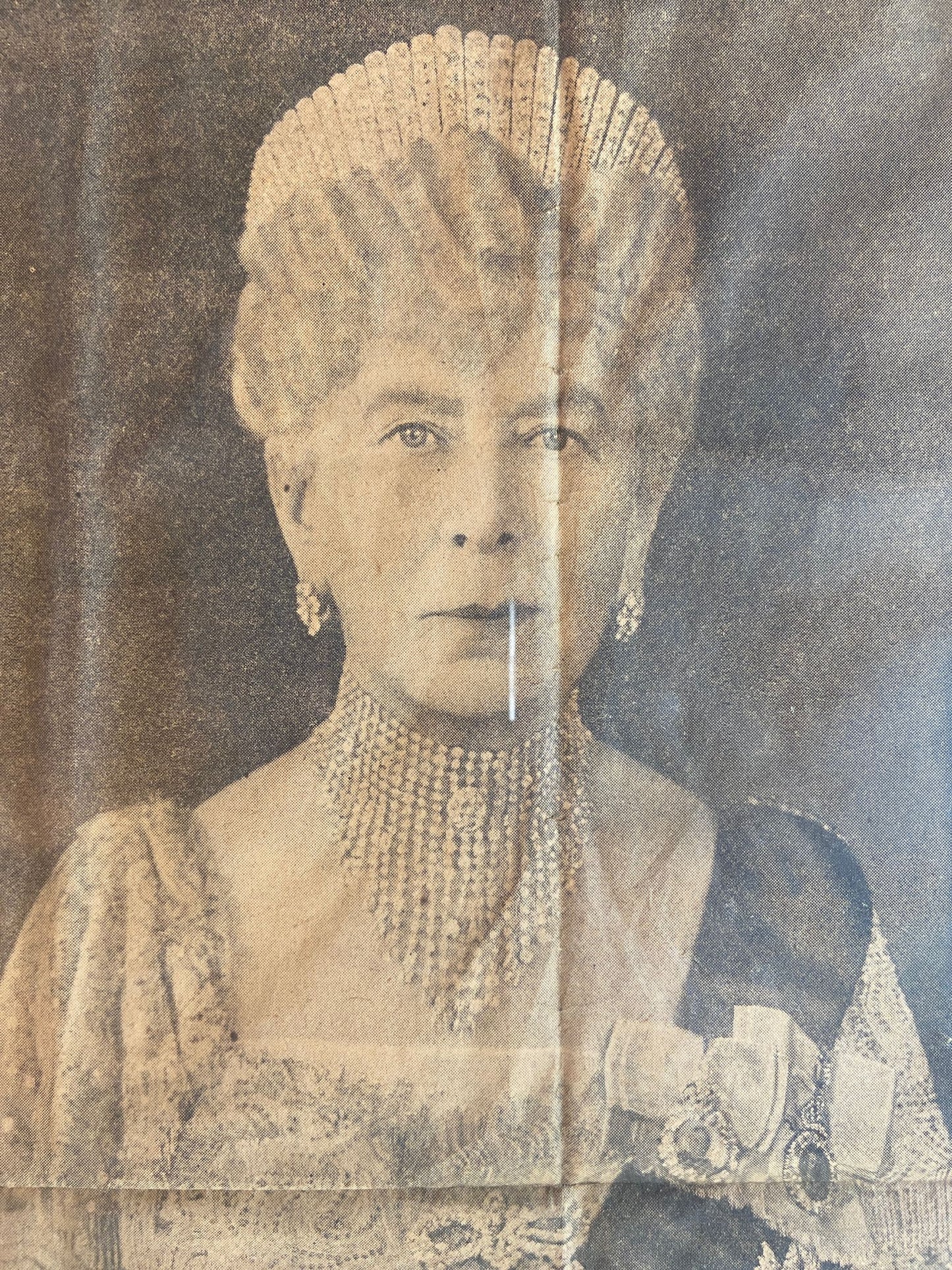 Vintage Framed Paper Print of Queen MaryThe Furniture Recycling ShopFurniture