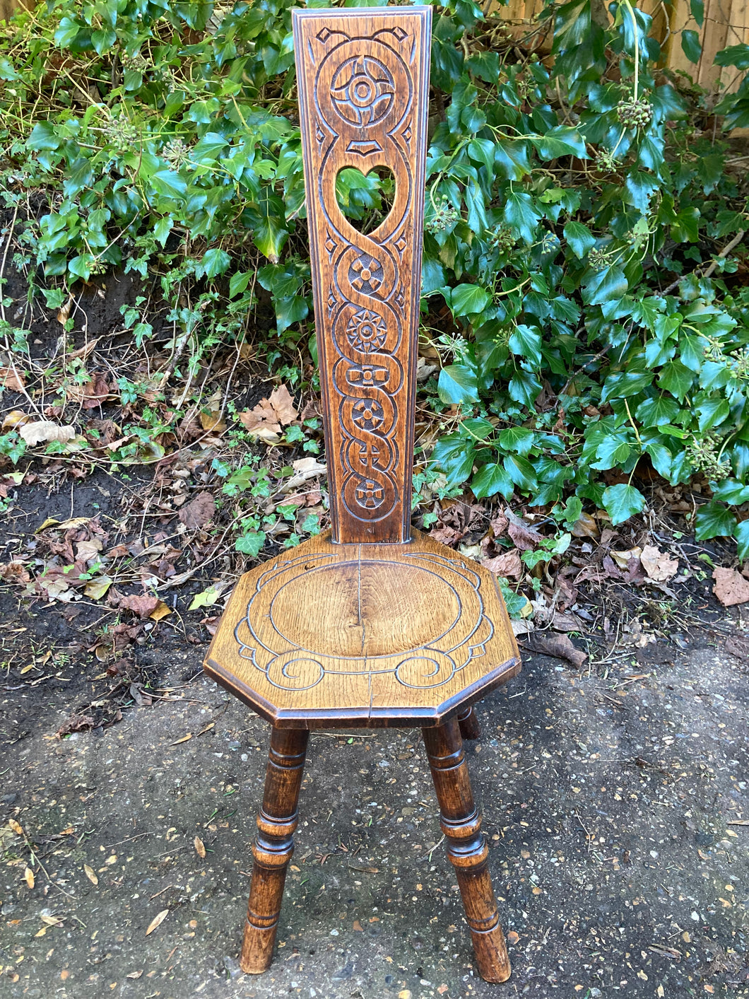 Antique Oak Spinner’s Chair