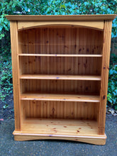 Load image into Gallery viewer, Solid Pine Bookcase With Two Adjustable Shelves
