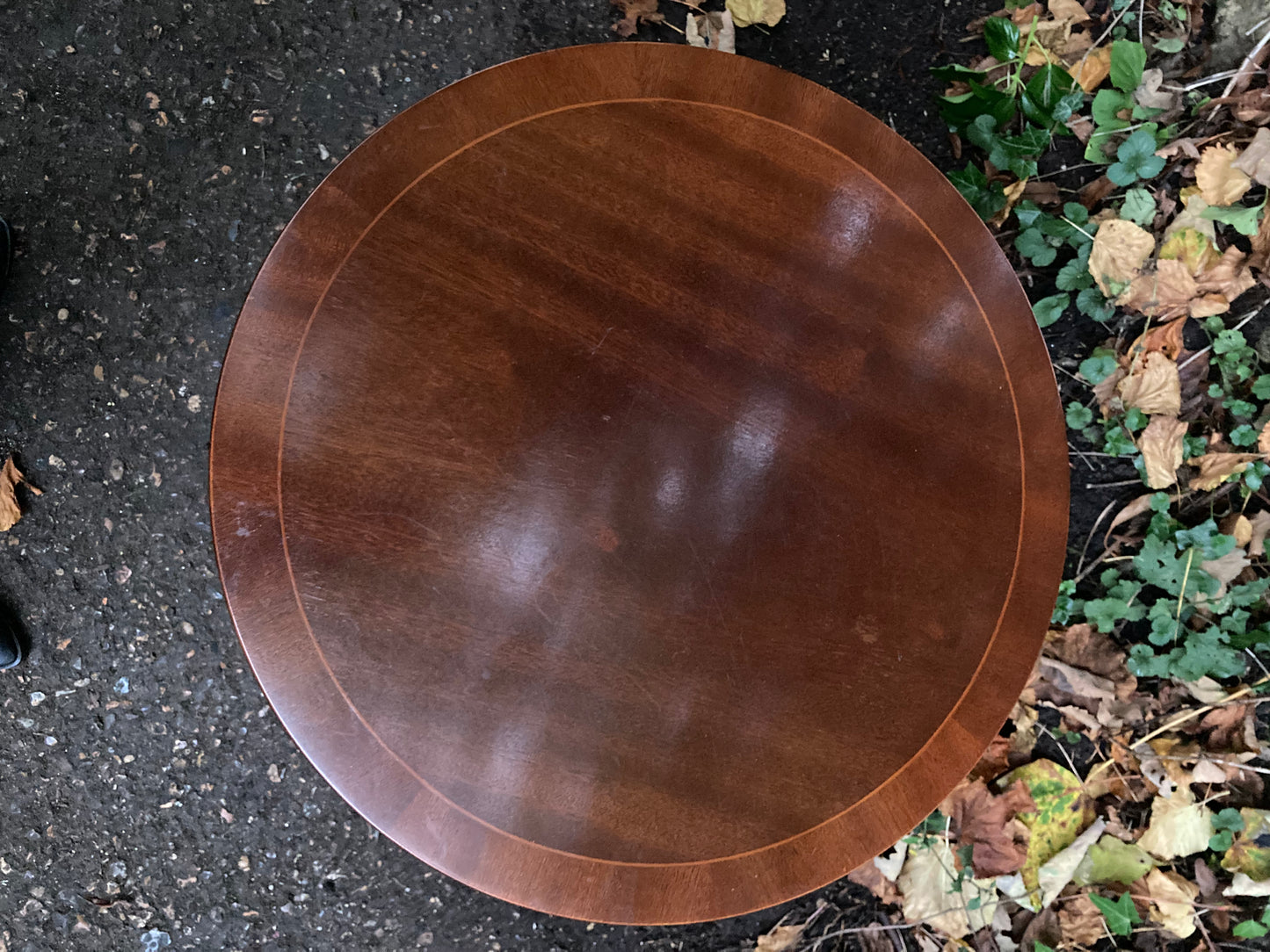 Mahogany Round Occasional Table Lamp Table