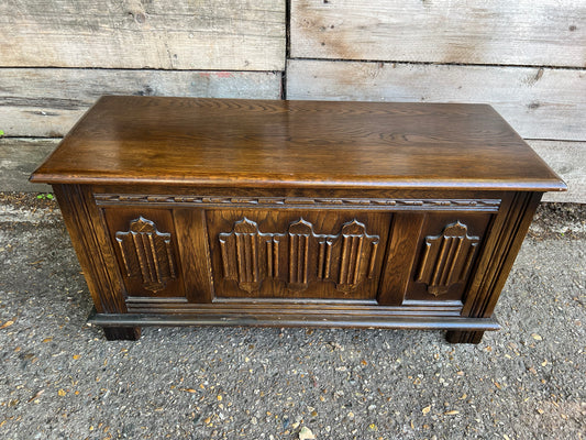 Vintage Old Charm Oak Blanket Box Storage