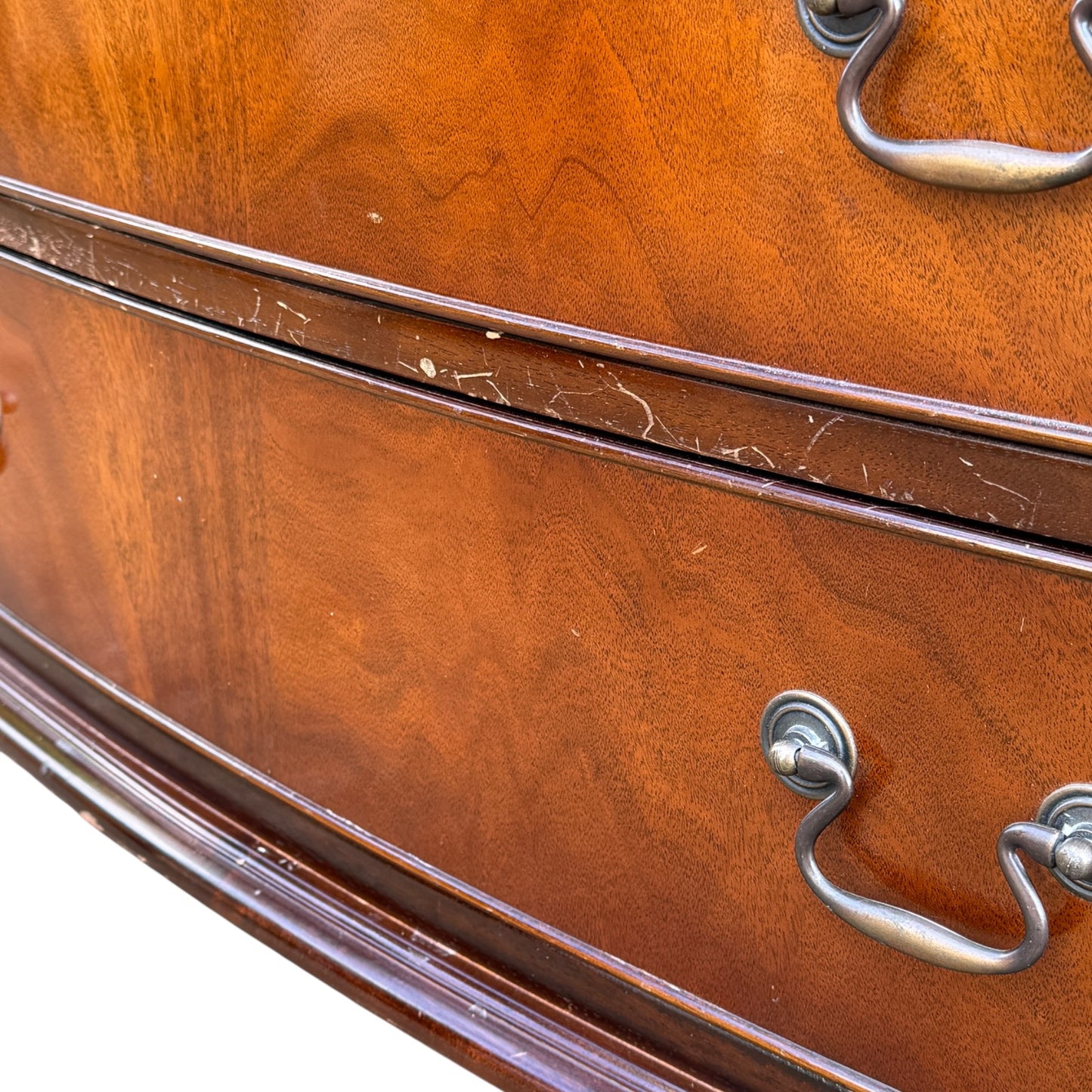 Mahogany Style Chest of Drawers – Four Drawer Chest with Dovetail Joints