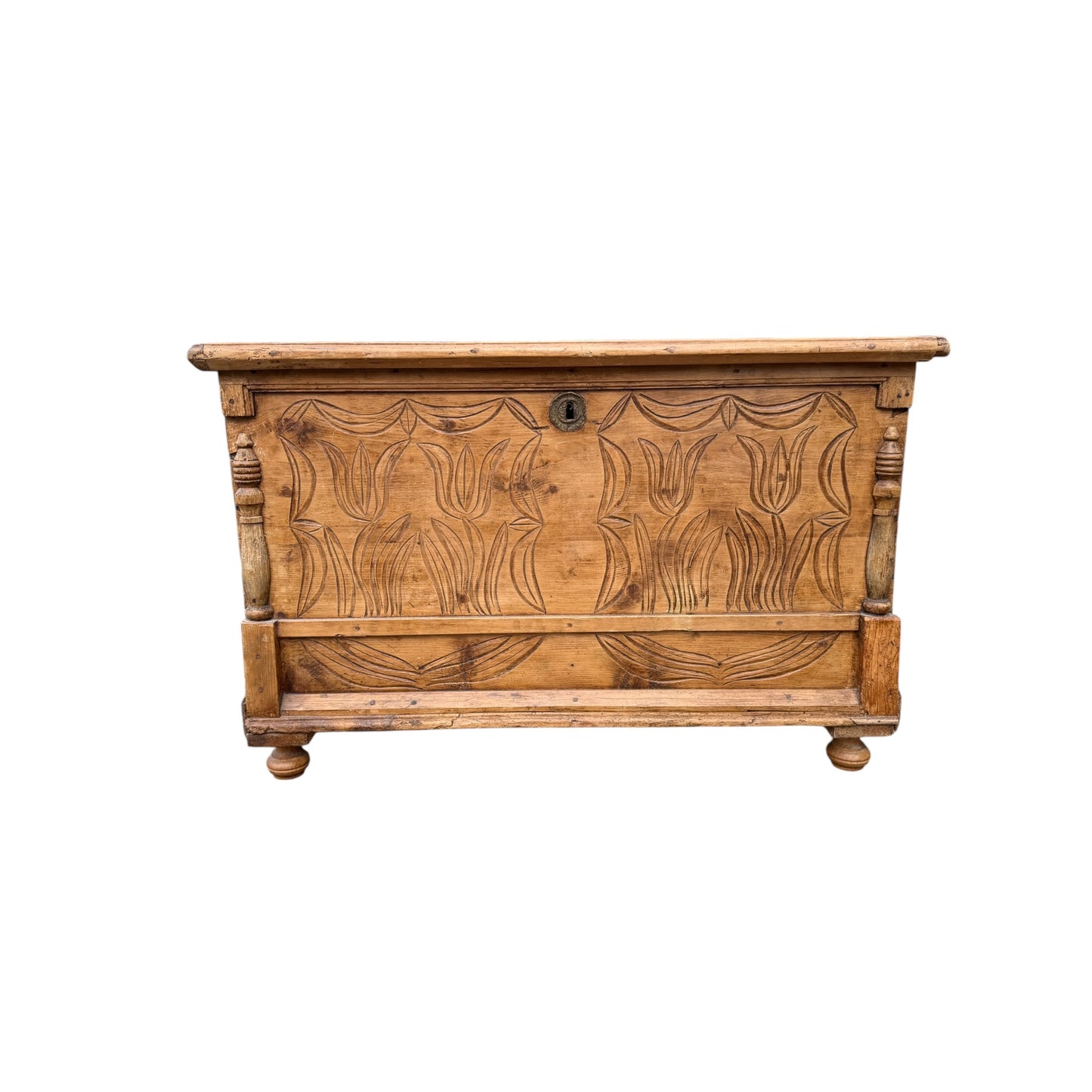 Antique Carved Pine Blanket Chest / Trunk – Folk Art Storage Chest with Tulip Carving