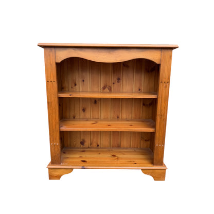 Contemporary Pine Bookcase / Open Shelving Unit – Rustic Country Style Display Shelves