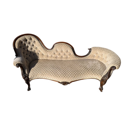 Victorian Chaise Longue / Antique Button Back Fainting Couch / Upholstered Day Bed