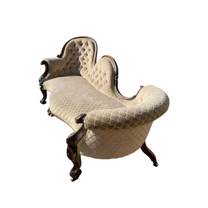 Victorian Chaise Longue / Antique Button Back Fainting Couch / Upholstered Day Bed
