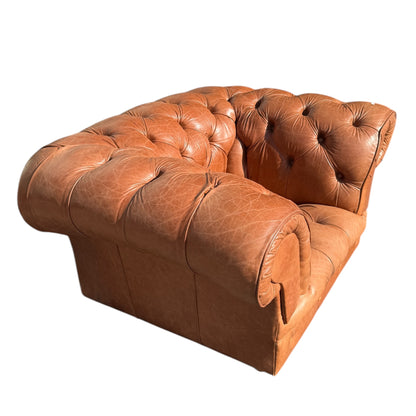 Vintage Tan Leather Chesterfield Armchair / Deep Buttoned Club Chair / Cigar Chair