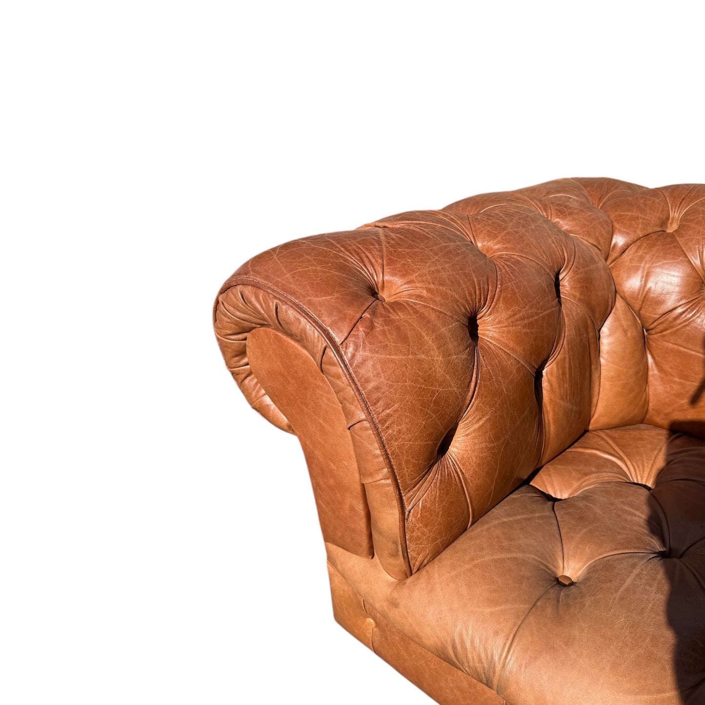 Vintage Tan Leather Chesterfield Armchair / Deep Buttoned Club Chair / Cigar Chair