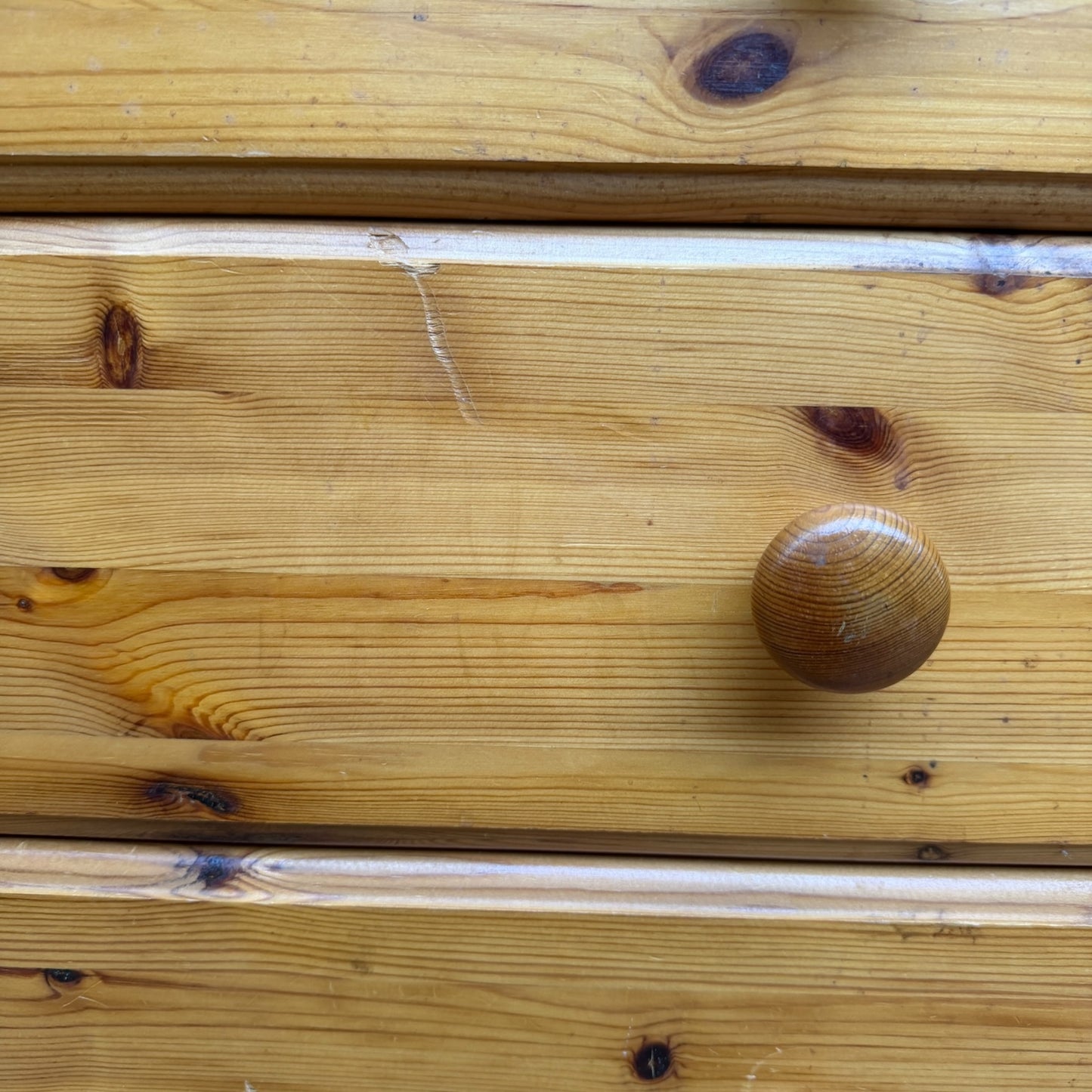 Modern Solid Pine Chest of Drawers - 4 Drawer Bedroom Dresser Upcycle Project