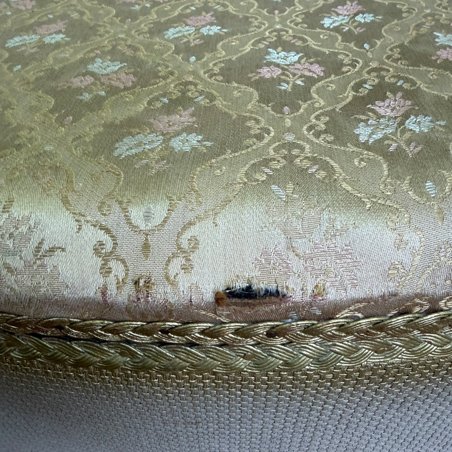 Vintage Lloyd Loom Style Ottoman Storage Box – Upholstered Blanket Box / Bedroom Chest – Project Piece