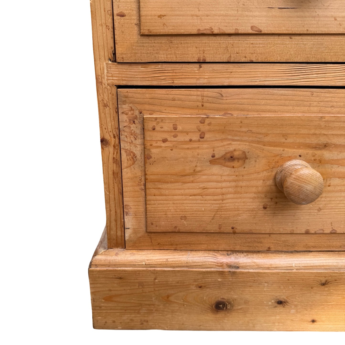 Contemporary Pine Bedside Chest - 3 Drawer Slim Nightstand Storage Unit 66cm