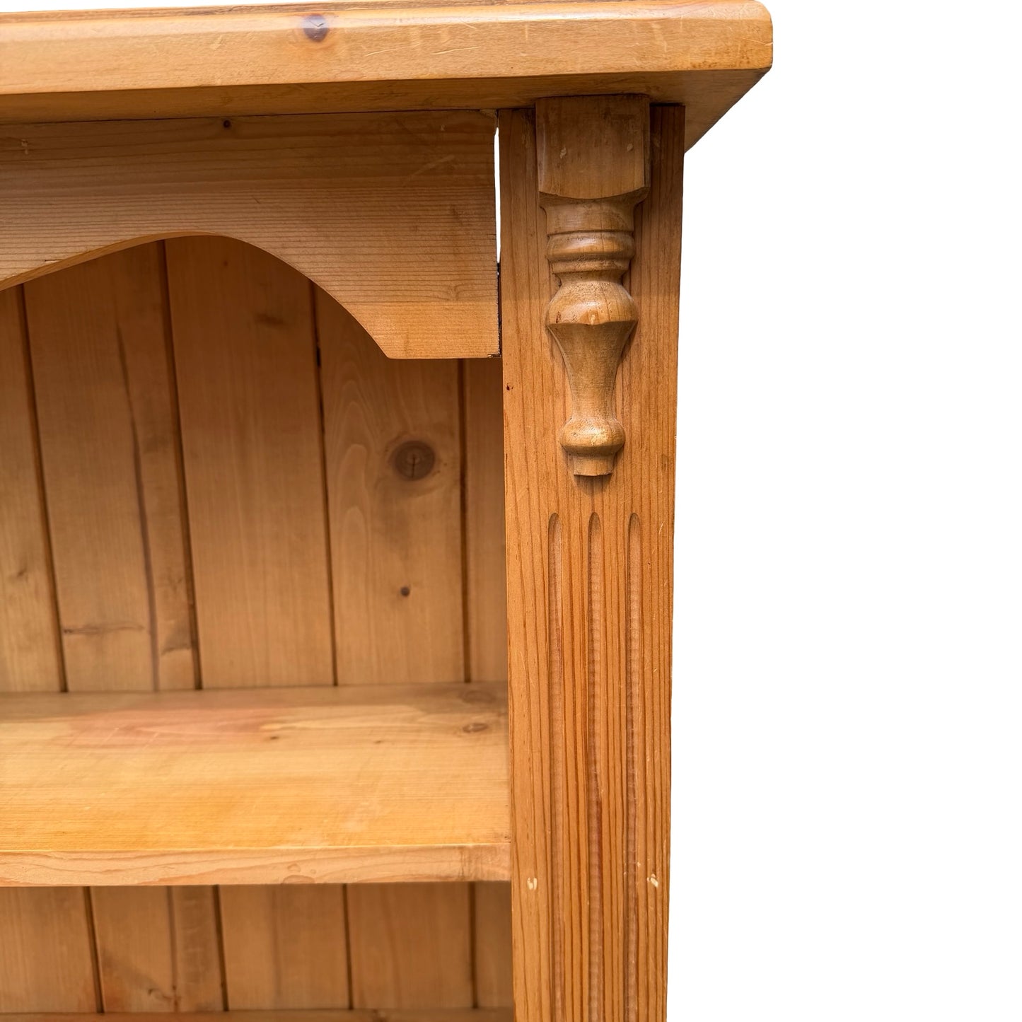 Contemporary Pine Bookshelf - Low 3 Tier Shelving Unit - Victorian Style 90cm