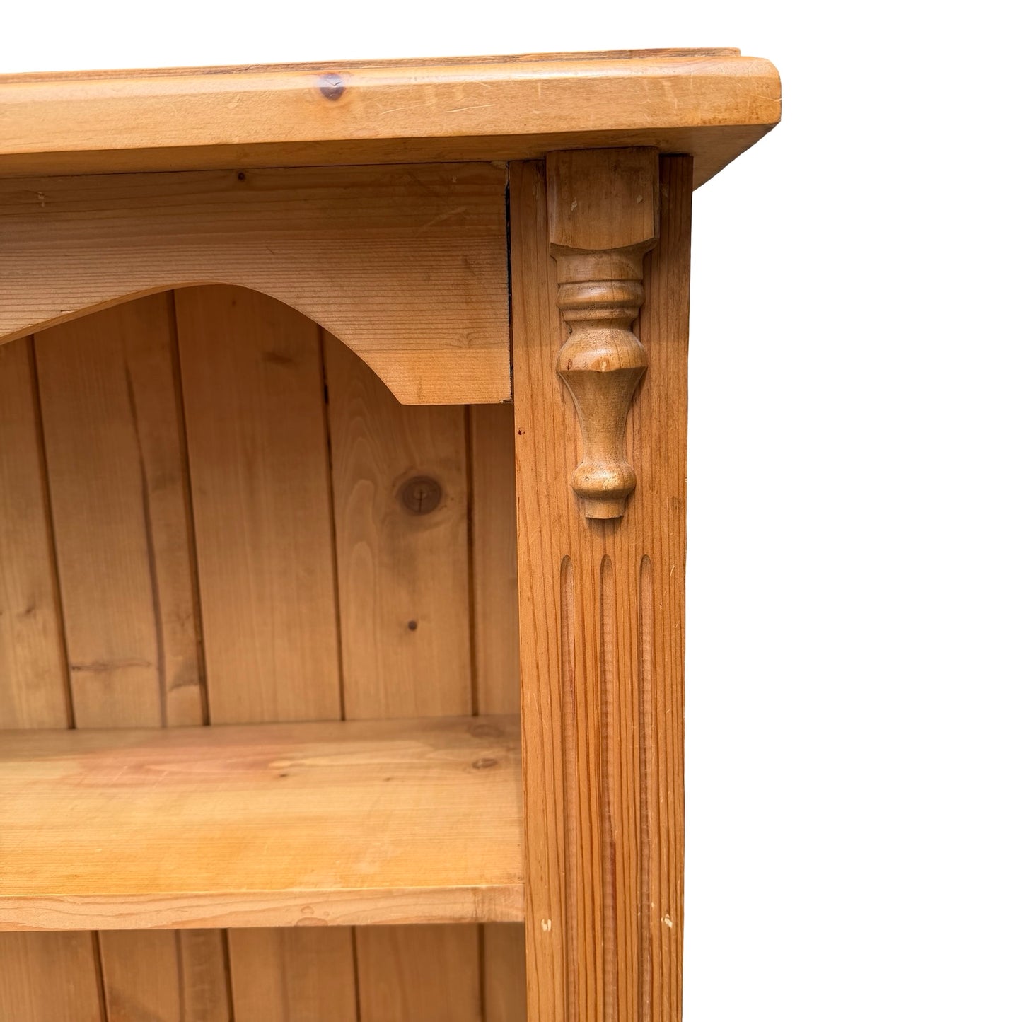 Contemporary Pine Bookshelf - Low 3 Tier Shelving Unit - Victorian Style 90cm