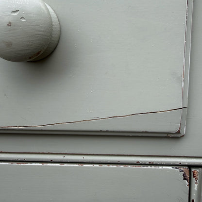 Grey Contemporary Painted Linen Cupboard Housekeeper's Pantry