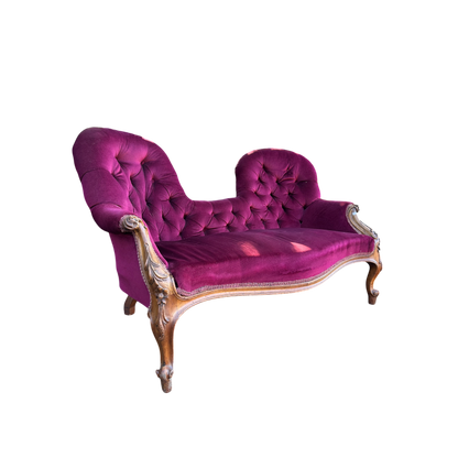 Quality Mid Victorian Double Camel-Back Walnut Framed Settee Chaise Sofa
