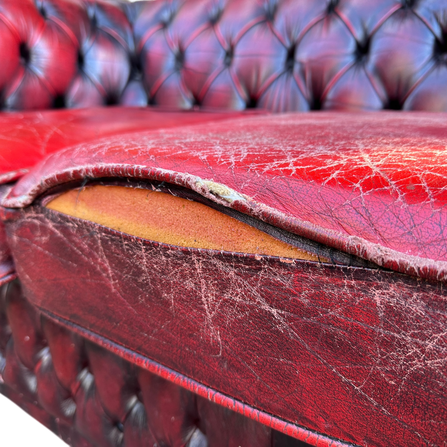 Read Leather Vintage Three Seater Button Backed Chesterfield Sofa
