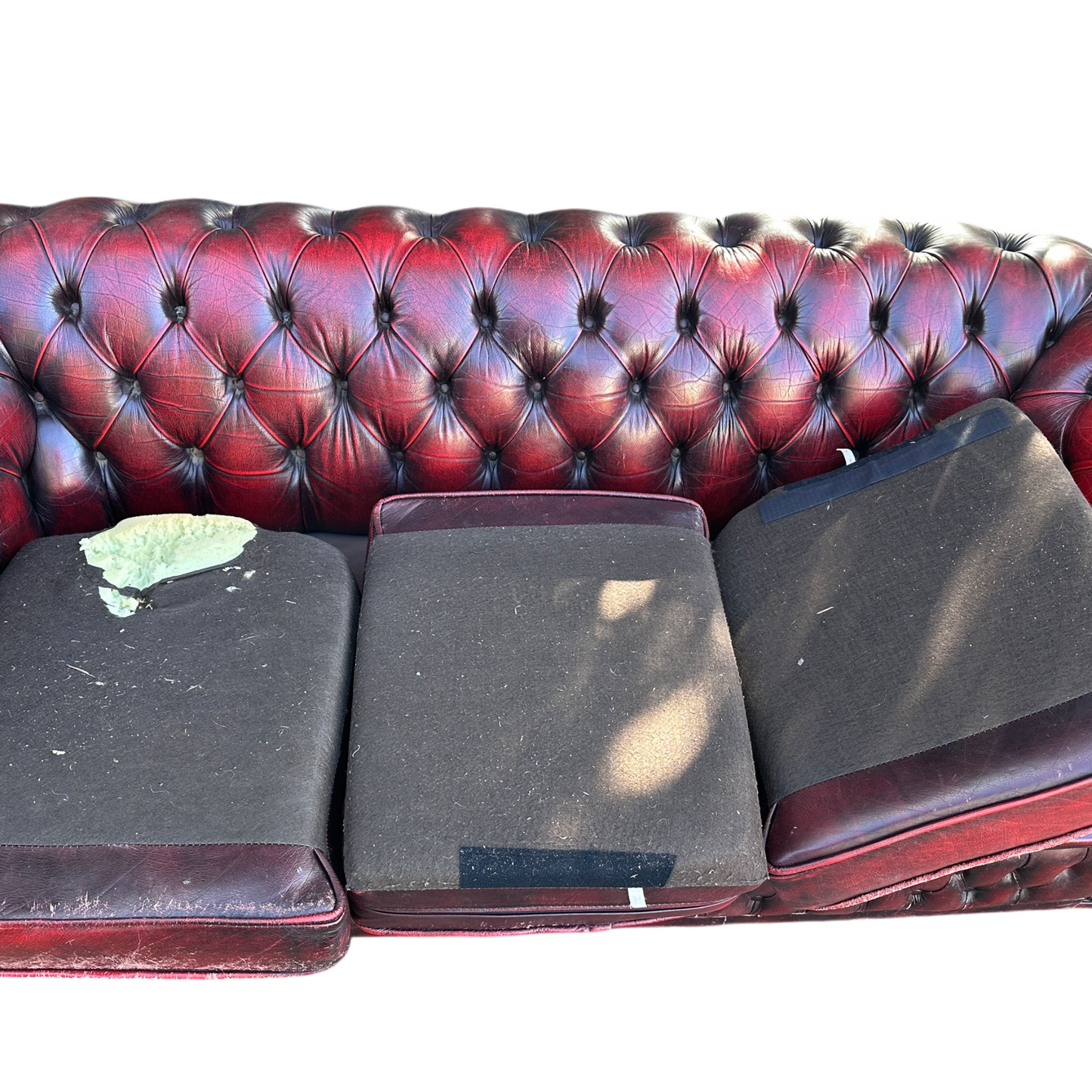 Read Leather Vintage Three Seater Button Backed Chesterfield Sofa