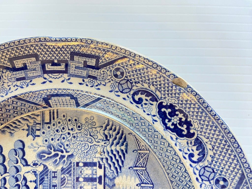 Antique Blue and White Willow Pattern Small Semi China Oriental Pattern Plate (1 of 2)The Furniture Recycling ShopFurniture