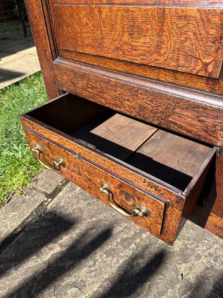 Early 19th Century Antique Tall Oak Mule Chest, Blanket Chest With Candle BoxThe Furniture Recycling Shop
