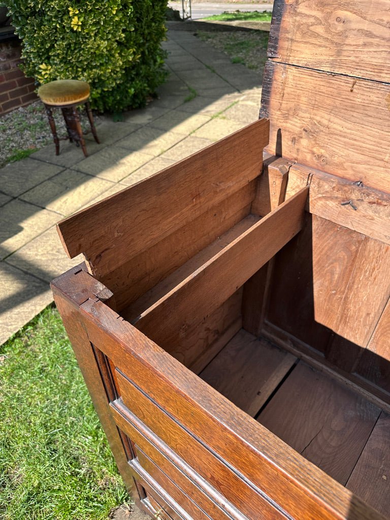 Early 19th Century Antique Tall Oak Mule Chest, Blanket Chest With Candle BoxThe Furniture Recycling Shop