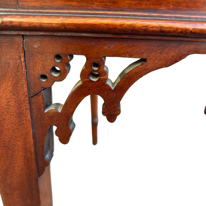 Under view showing the support and leg construction of the Pembroke table