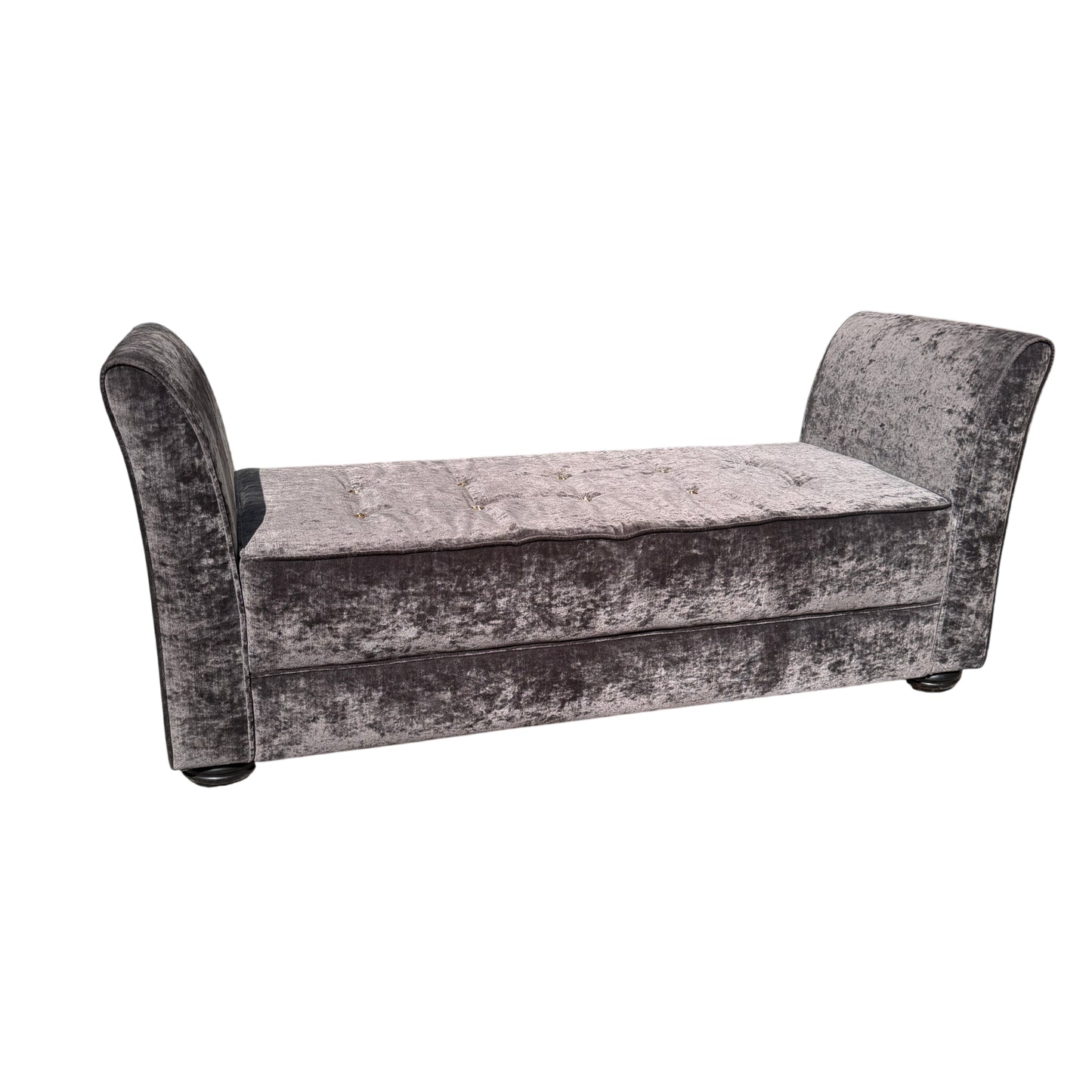 Contemporary grey velvet chaise with buttoned cushion and turned wooden feet