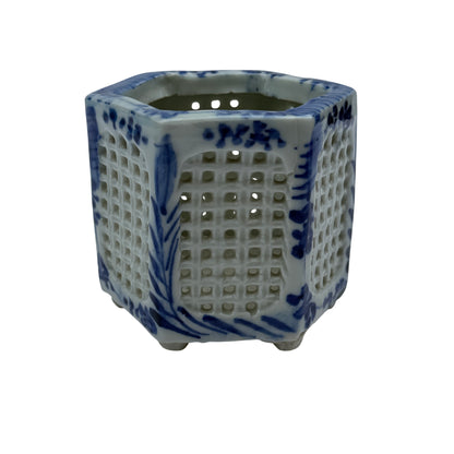 Chinese blue and white porcelain hexagonal pierced cachepot with lattice panels