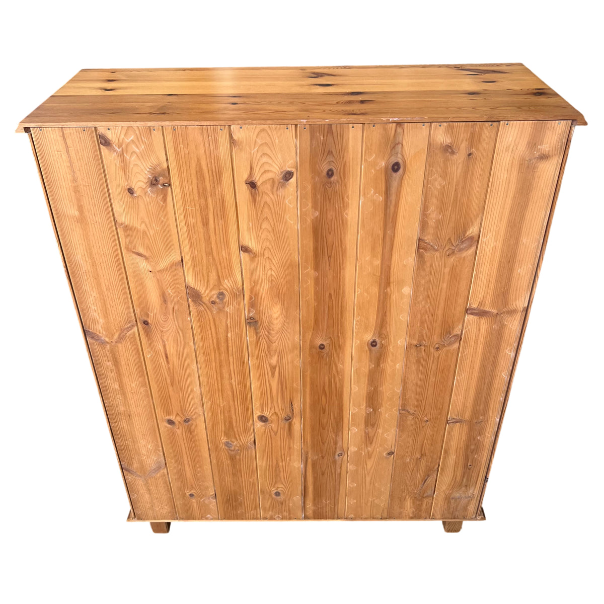 Three-bay pine bookshelf with panelled timber back