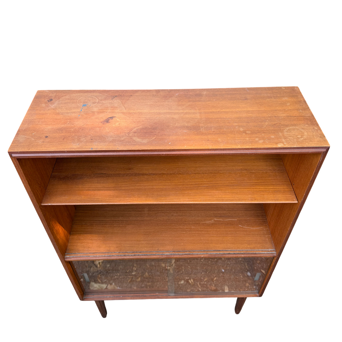 Mid Century display cabinet in teak veneer with adjustable shelf
