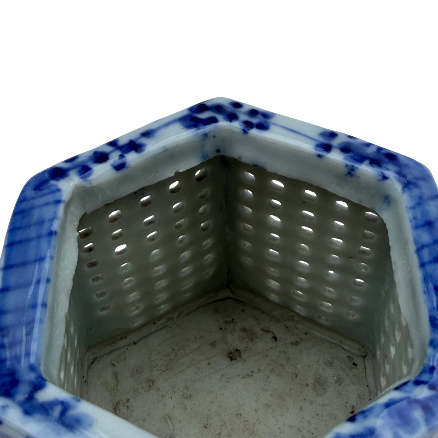 Detail of foot and base area on Chinese blue and white porcelain pot