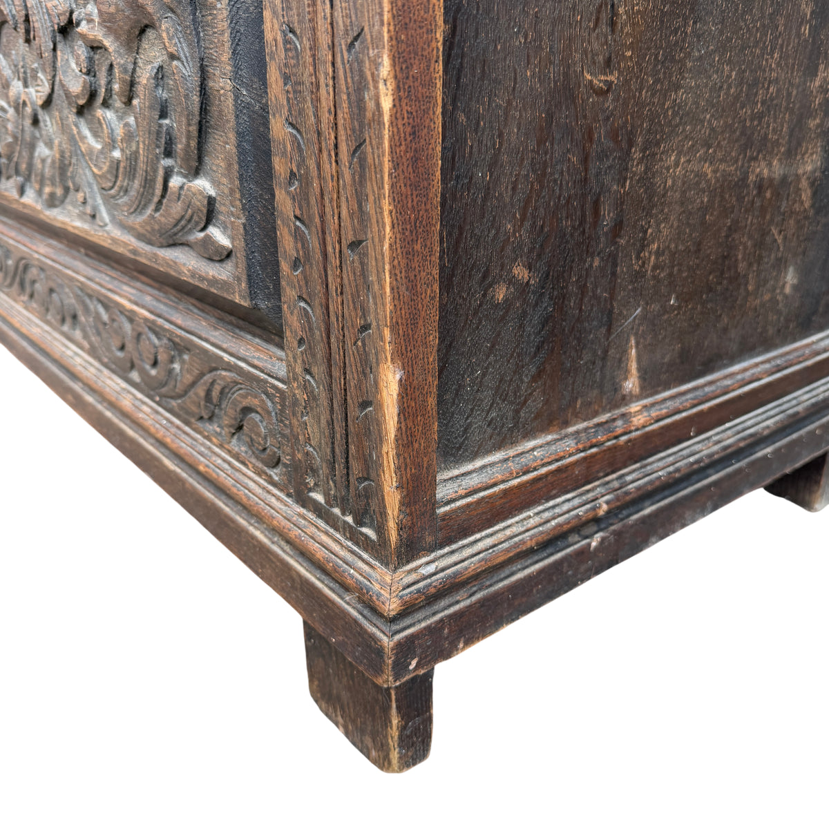 Front panel carving of birds and foliage on Victorian oak storage chest
