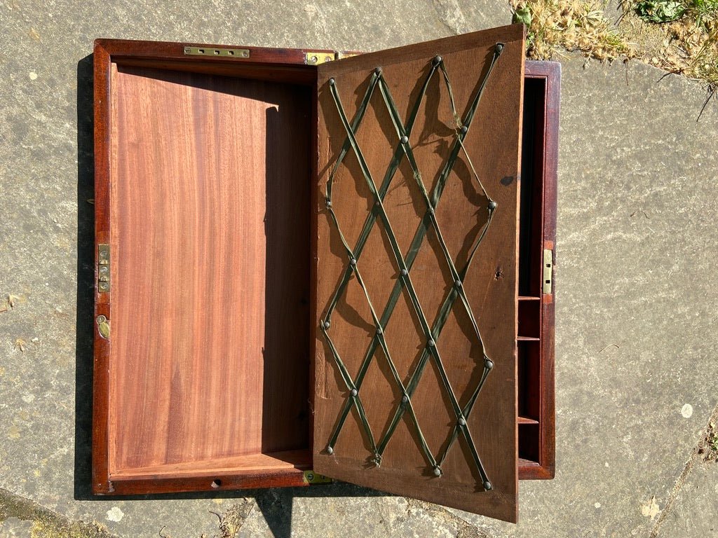 Georgian Mahogany Travel Writing Slope BoxThe Furniture Recycling ShopFurniture