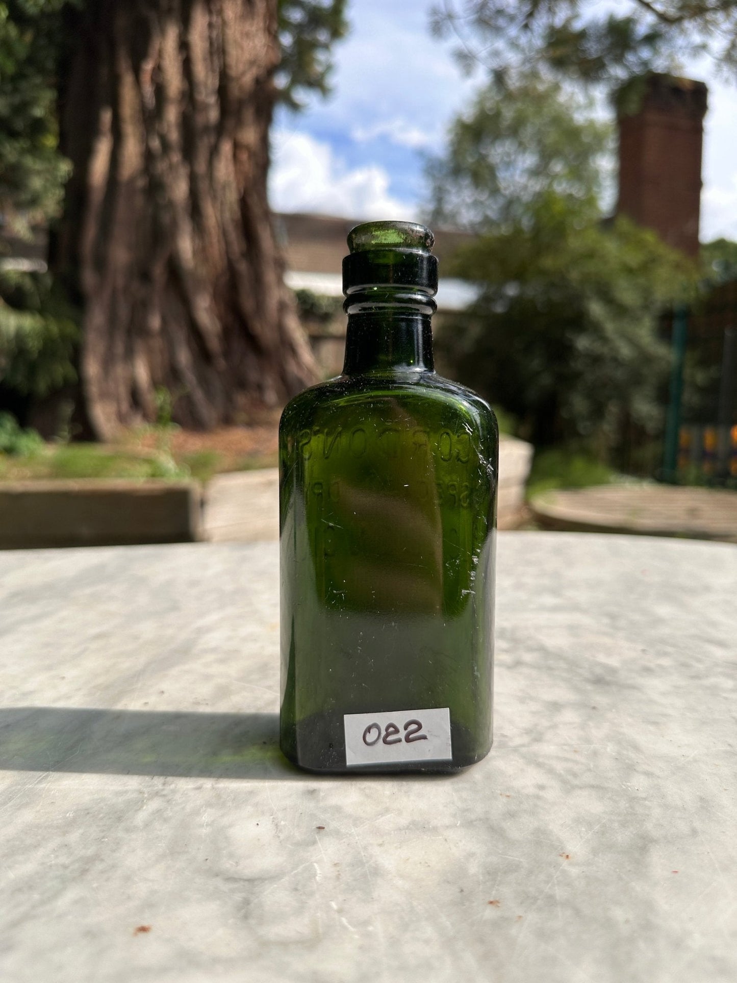 Gordons Antique Green Glass Bottle - Vintage Glass BottleThe Furniture Recycling ShopBottle
