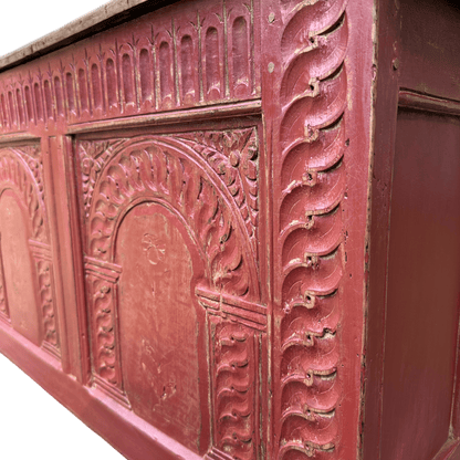 Oak Georgian Blanket Chest Painted in Small & Co Furniture Paint in Cricket Leather, With Light Wax Effect.The Furniture Recycling ShopBlanket Chest