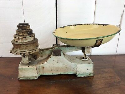 Vintage Distressed Set of Kitchen Scales With Weights. 
