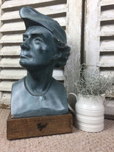 Load image into Gallery viewer, Robin Hood Bust, Head, Sculpture, Ornament, Figure, Chic.
