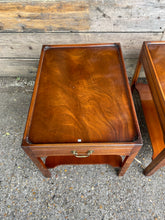 Load image into Gallery viewer, Pair of Bevan and Funnell Reprodux Side Occasional Lamp Tables
