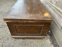 Load image into Gallery viewer, Antique Large Low Storage Trunk Chest Coffee Table

