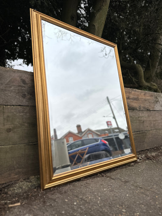 Contemporary Gilt Framed Rectangular Wall Hanging Mirror