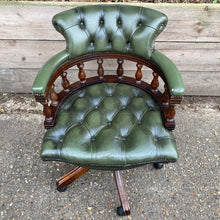 Load image into Gallery viewer, Captain’s Chair Green Leather Upholstered Office Chair On Castors
